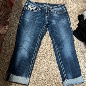 Super cute vigoss capris. Size 7/8 L 25 Chelsea heritage fit